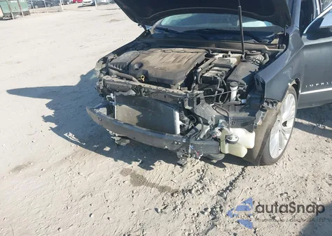 2019 Chevrolet Impala Premier из США, поврежденный, VIN 2G1105S31K9158986